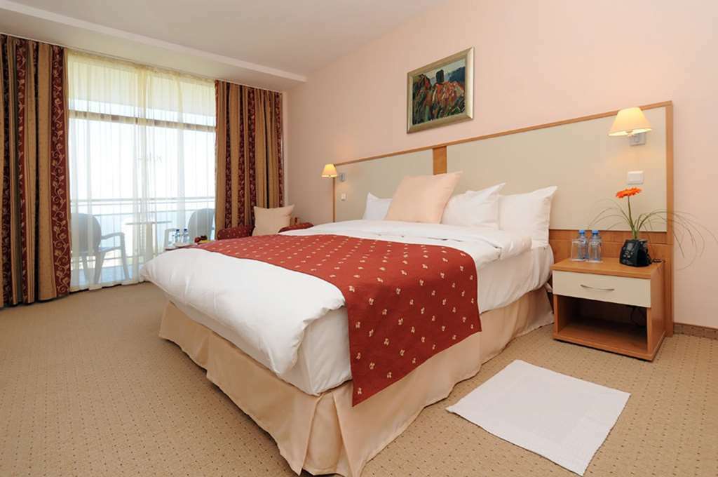 Apollo Spa Resort - Premium All-Inclusive , Pools & Free Beach, Individual Ac In Every Room Golden Sands Quarto foto